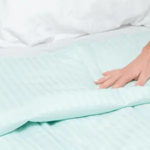 [1730] Medisch dekbed CLINICO 250gr Ecru + Flap