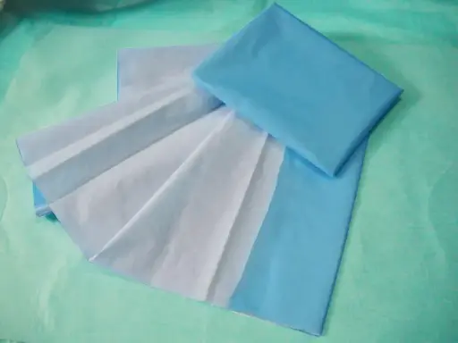 [835] Steriel Veld geplastificeerd 45cm x 38cm - 50st